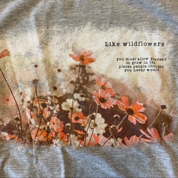 Grey graphic small shirt - Picture 2 of 3